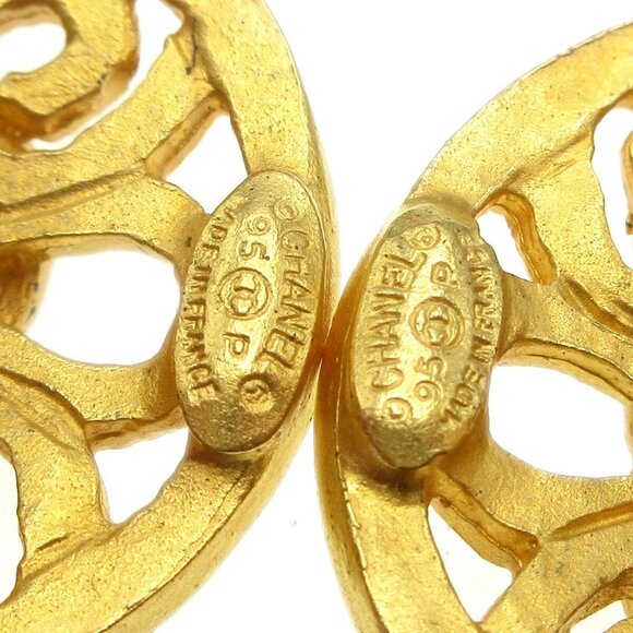 Chanel Button Earrings Gold Clip-On 95P - Picture 4 of 6